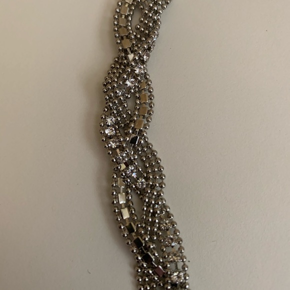 Simple Silver Necklace - Picture 3 of 3